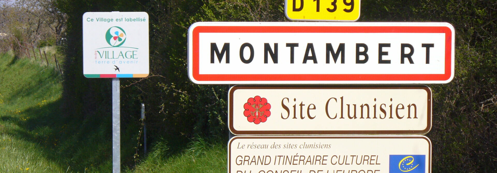 Le village et ses hameaux de Montambert dans le 58 Loire